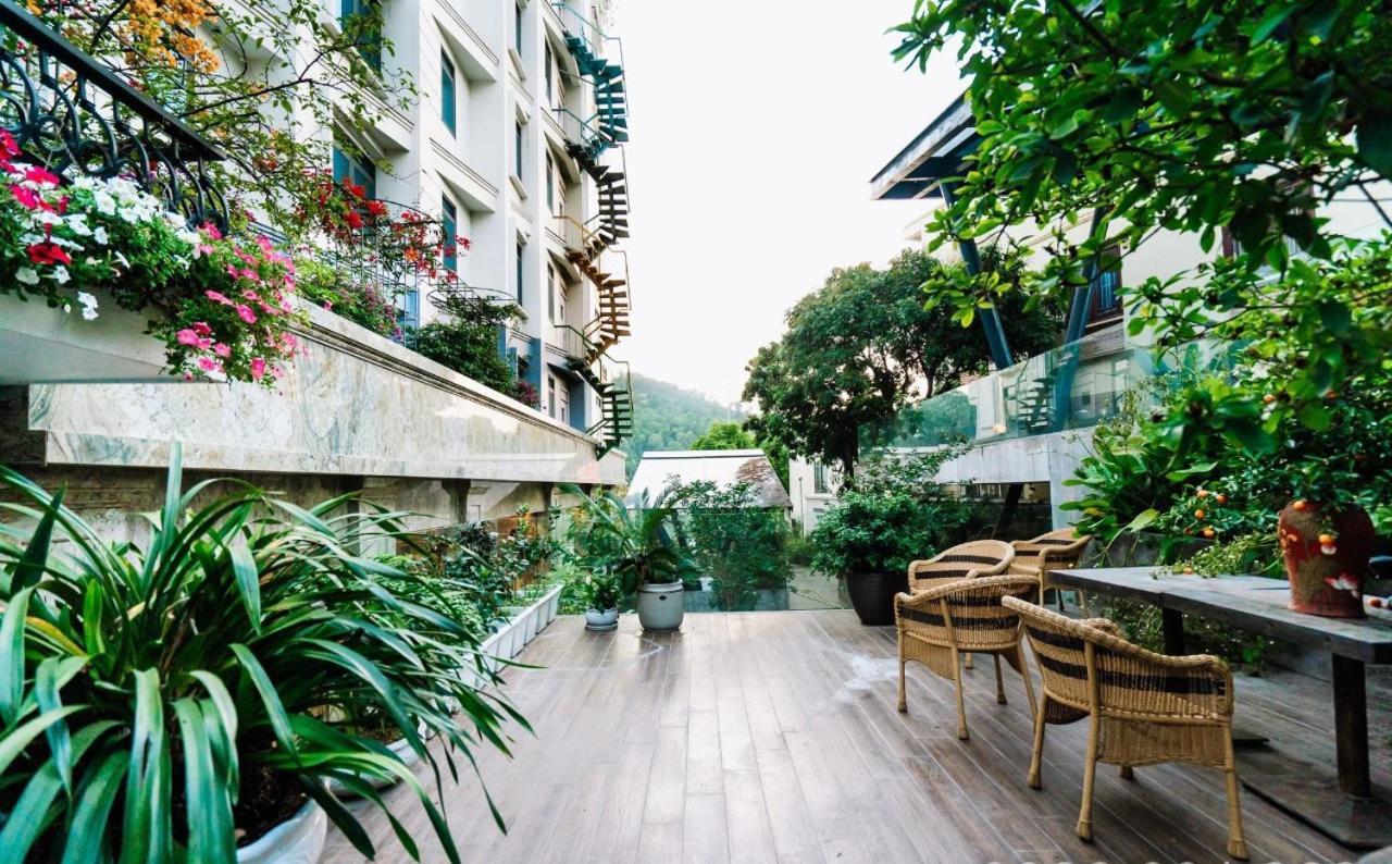 Lake Hills Hotel Ha Long Exterior foto
