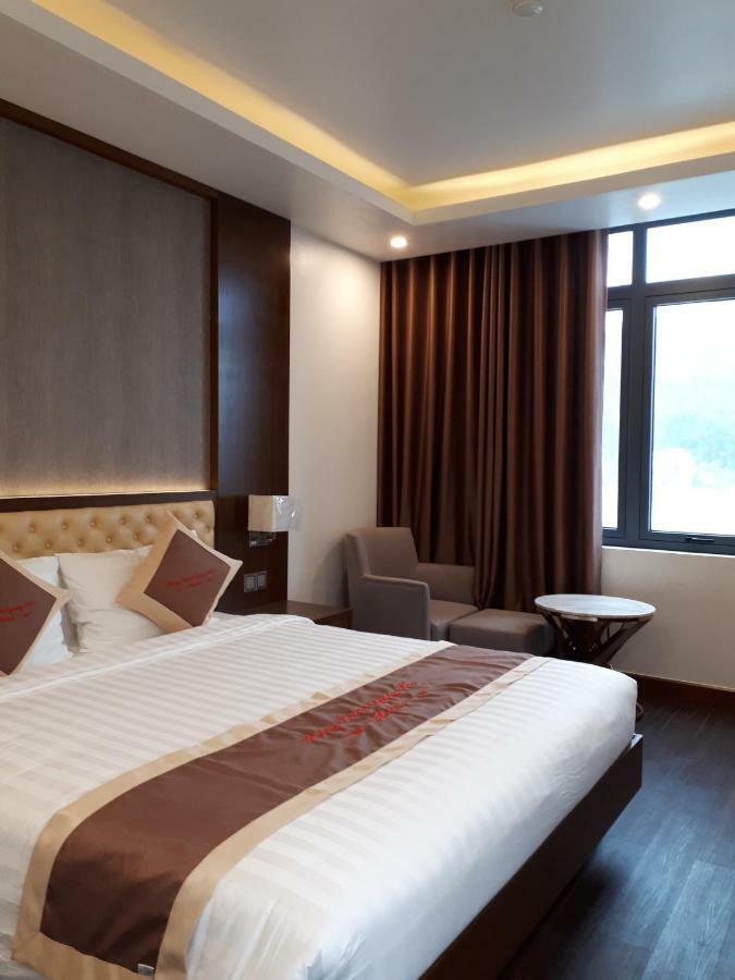 Lake Hills Hotel Ha Long Exterior foto